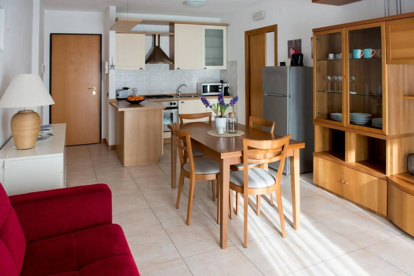 Appartamento Peler13 Con Balcone E Parcheggio Riva del Garda Extérieur photo