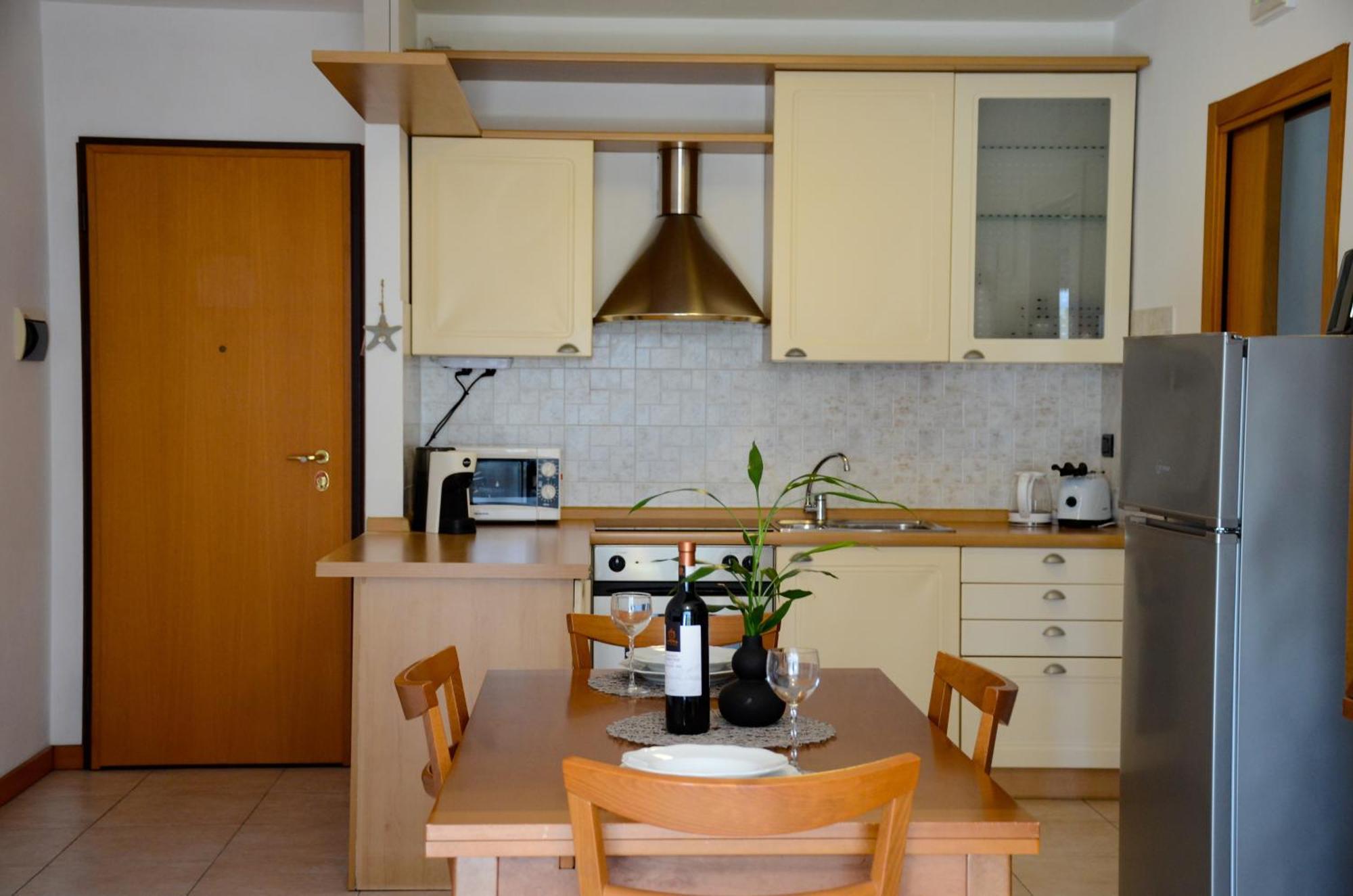 Appartamento Peler13 Con Balcone E Parcheggio Riva del Garda Extérieur photo