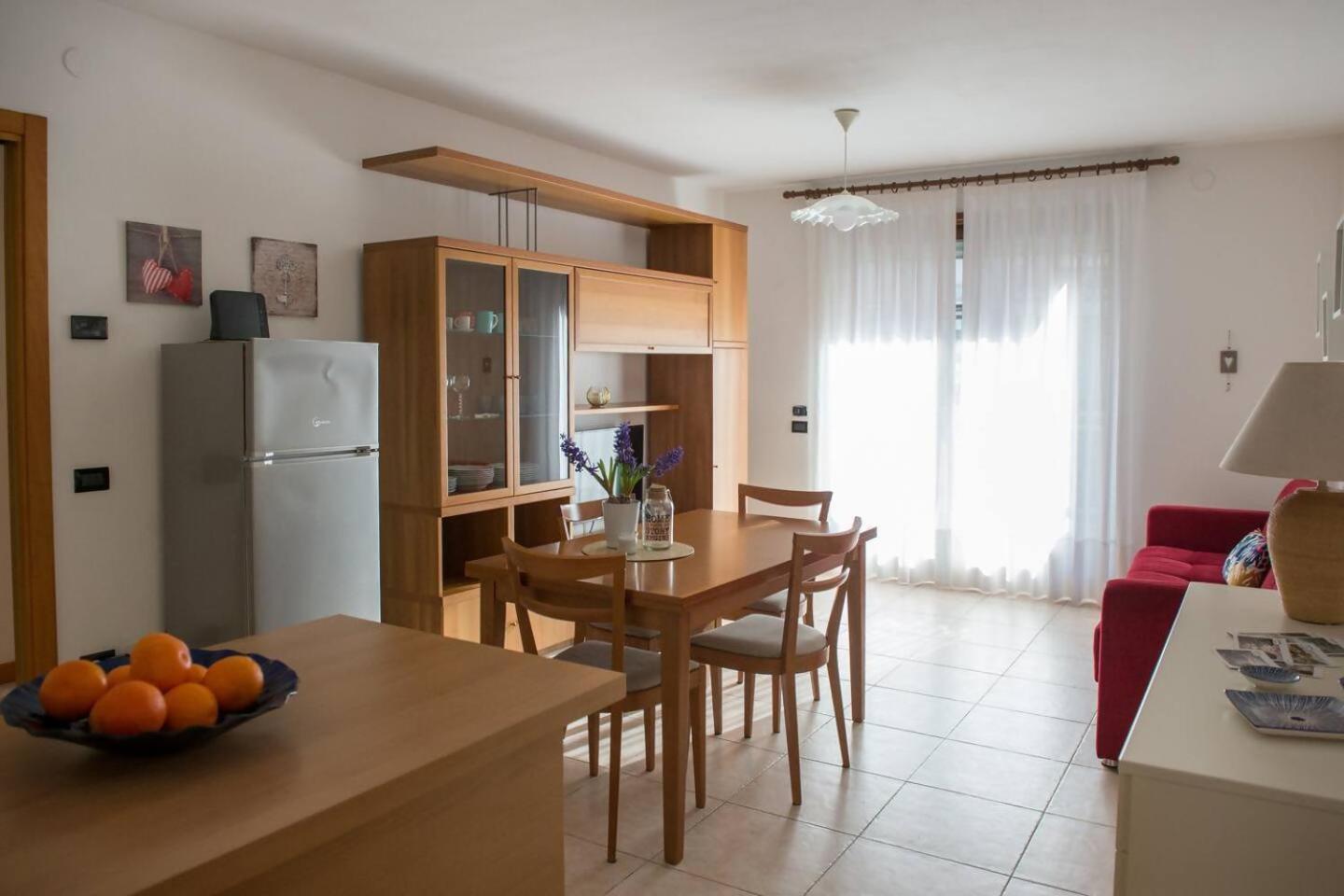 Appartamento Peler13 Con Balcone E Parcheggio Riva del Garda Extérieur photo